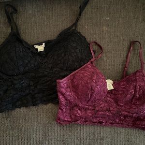 Bundle pack of bralettes